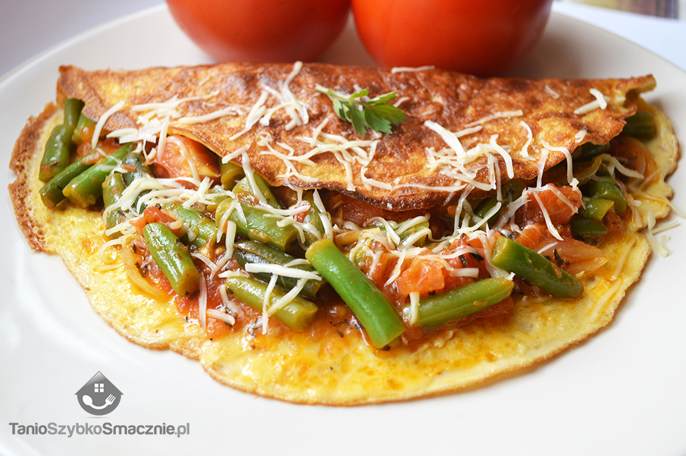 Omlet z fasolką szparagową i pomidorami Omlet z fasolką szparagową i pomidorami_05a