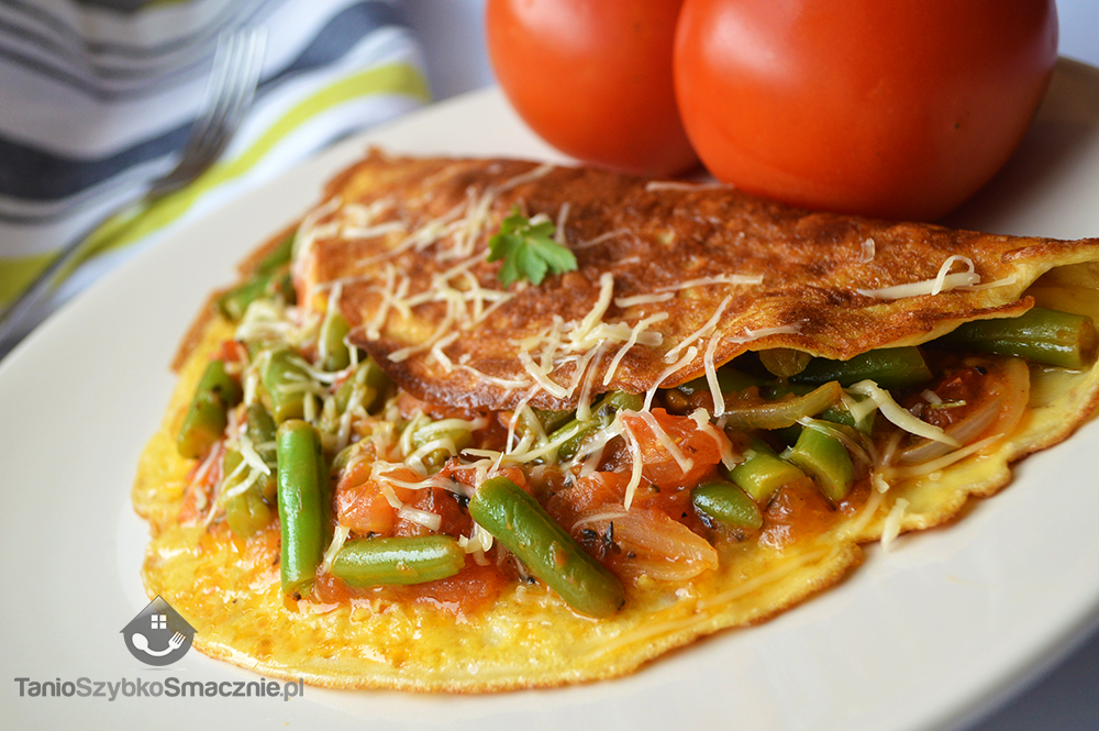 Omlet z fasolką szparagową i pomidorami Omlet z fasolką szparagową i pomidorami_06a