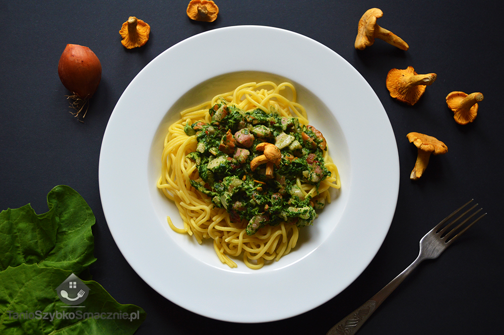 Spaghetti ze szpinakiem, boczkiem i kurkami_04a