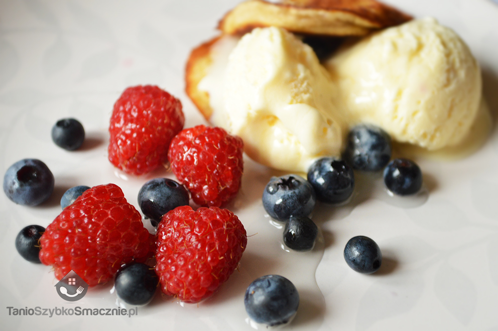 Deser lodowy z placuszkami bananowymi_05a
