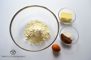 Tarta czekoladowa ze śliwkami_01a