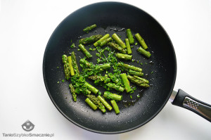 Groszkowe pesto ze szparagami do kopytek lub makaronów Groszkowe pesto ze szparagami do kopytek, makaronów_02a