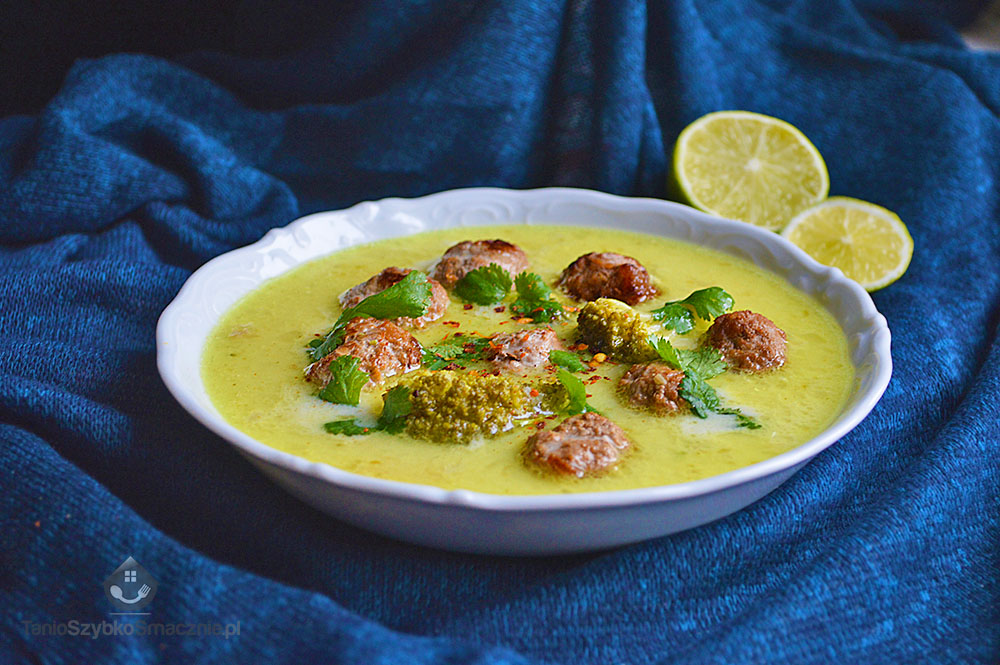 Żółte curry z klopsikami Szybki obiad